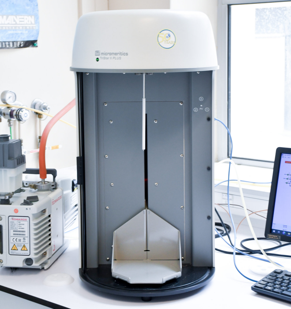 Image de Analyseur BET Micromeritics Tristar II